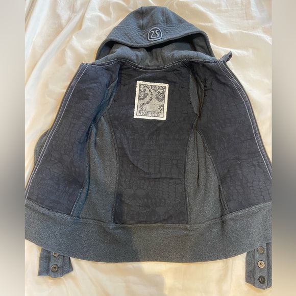 Lululemon Athletica Special Edition Scuba Full-Zip Hoodie - Picture 3 of 9